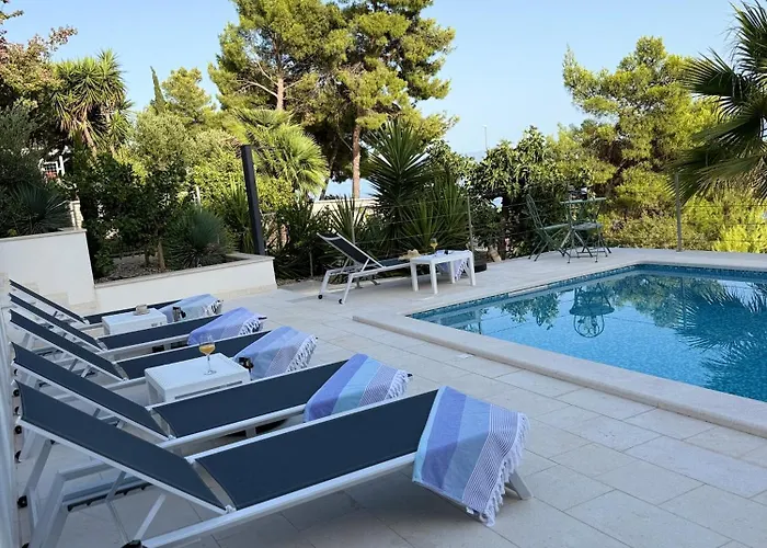 Leonardo Apartament *